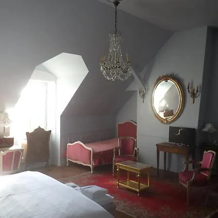 Castel De La Comtesse-2