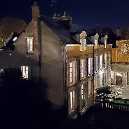 DEMEURE DES CORDELIERS avec parking privé-3