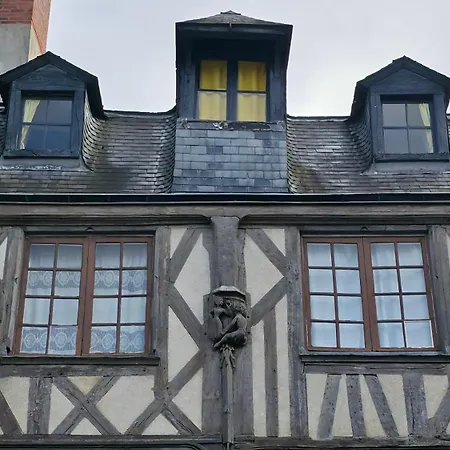 Maison des Acrobates-3